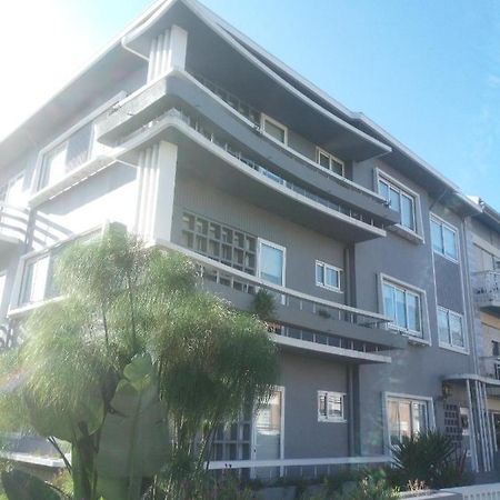 Buddies Charm Apt - Self Catering アヴェイロ エクステリア 写真